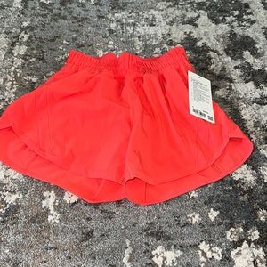 Lululemon track that short